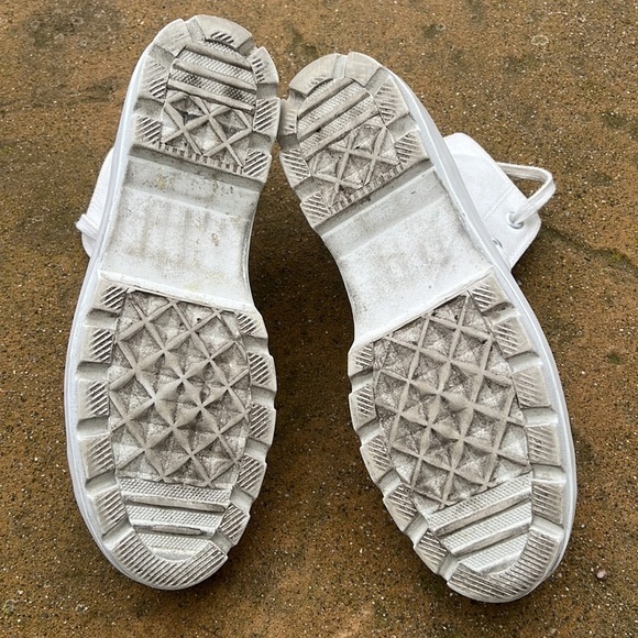 CUSHIONAIRE Women's Vespa Hightop White Canvas Sneakers Size 9 - Picture 10 of 10